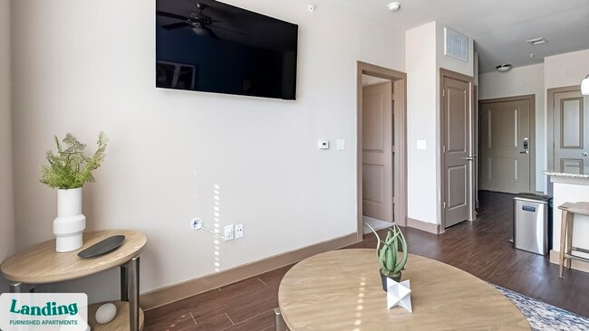 Building Photo - 13920 Mandolin Dr