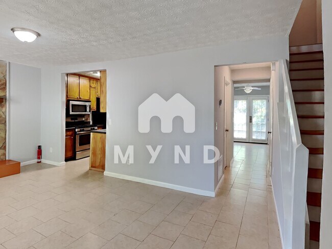 Foto del edificio - 5331 Ridge Forest Dr