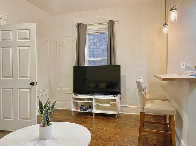 Foto del edificio - 48 Courtney Ave