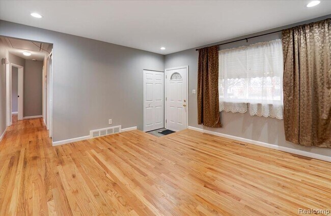 Foto del edificio - Fantastic 3 Bedroom Ranch