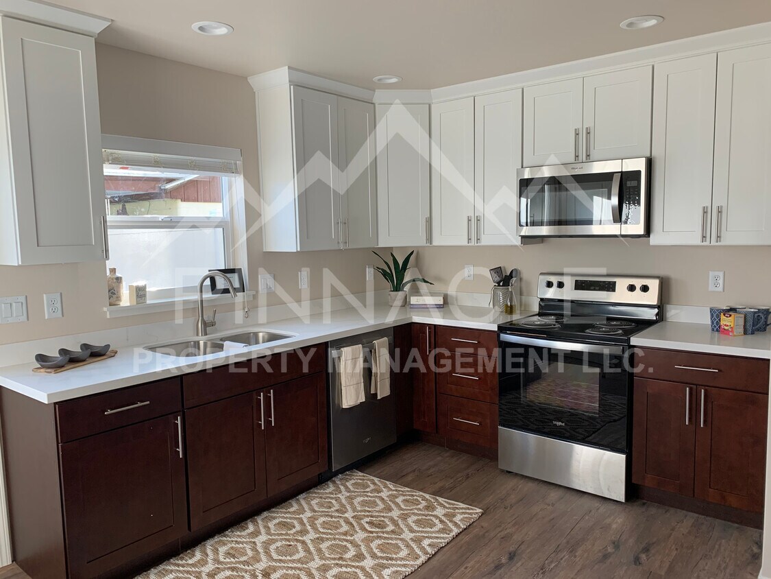 615 N 1st St, Selah, WA 98942 Townhome Rentals in Selah WA