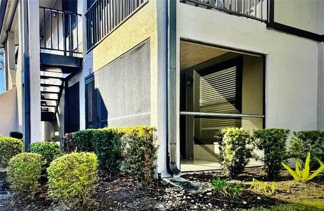 Foto del edificio - 14736 Norwood Oaks Dr