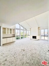 Building Photo - 11805 Mayfield Ave