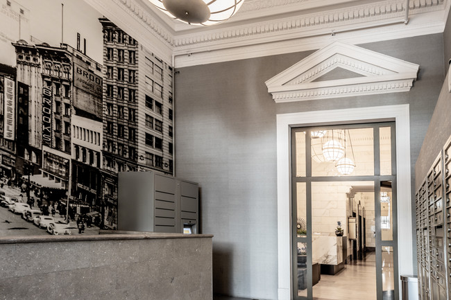 Parcel Lockers - Great Republic Lofts