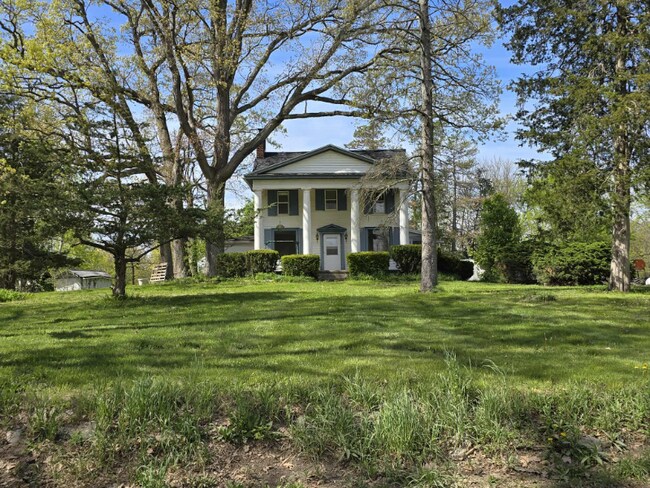 Foto del edificio - 1445 Ranch Rd