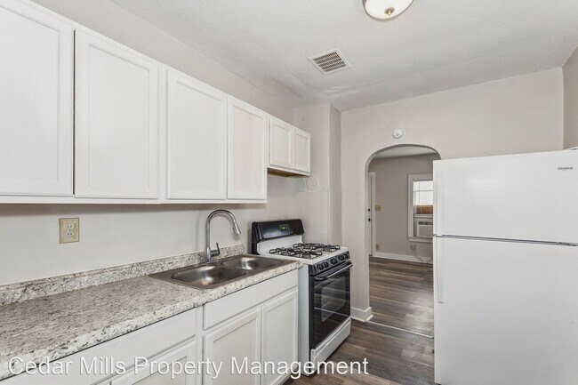 Building Photo - 2 br, 1 bath House - 724 S. Poplar