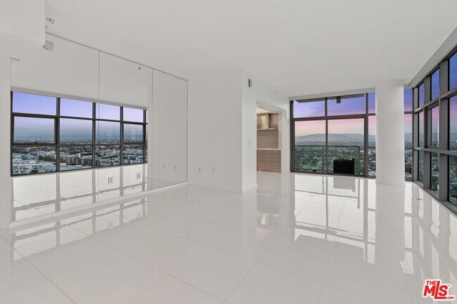 Foto del edificio - 13700 Marina Pointe Dr