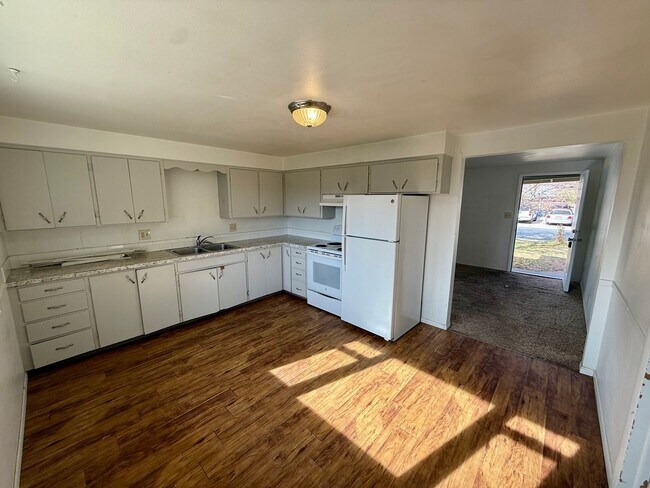 Foto del edificio - 3 Bedroom, 1 Bath Ranch Home in Northwest ...