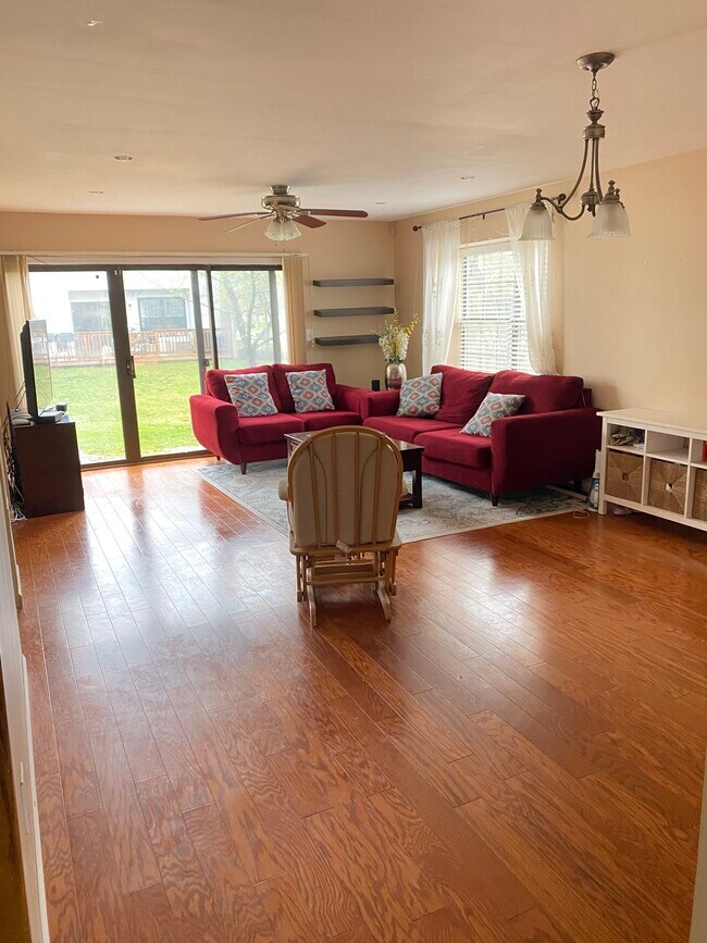 Living Room - 18 Tracy Ct