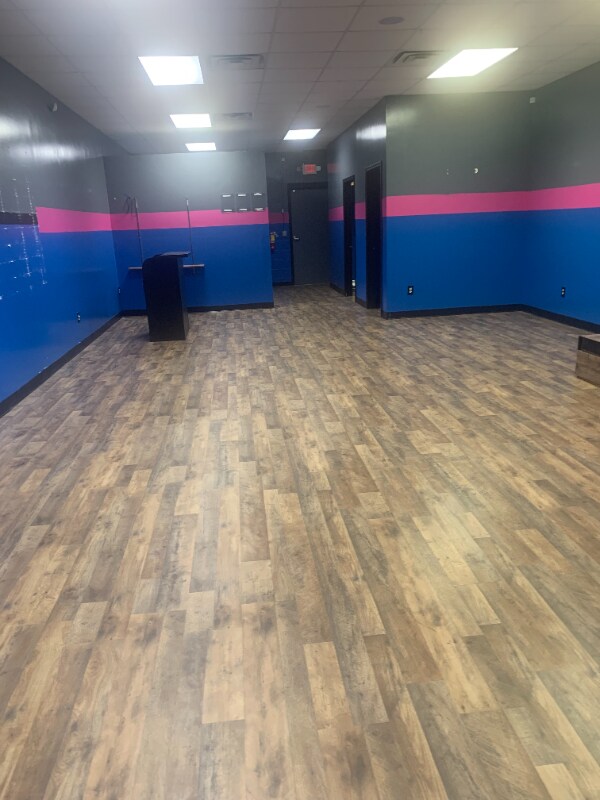 Building Photo - 7209 Hawkinsville Rd