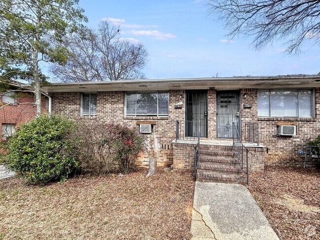 Building Photo - 7736 Rugby Ave