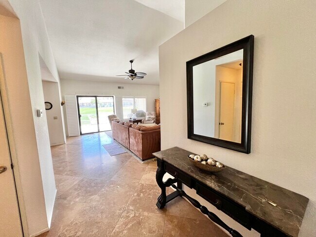 Foto del edificio - 42074 Sand Dune Dr