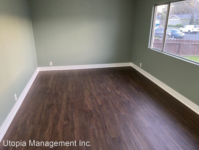 Foto del edificio - 3 br, 2 bath House - 167 Radcliffe Drive