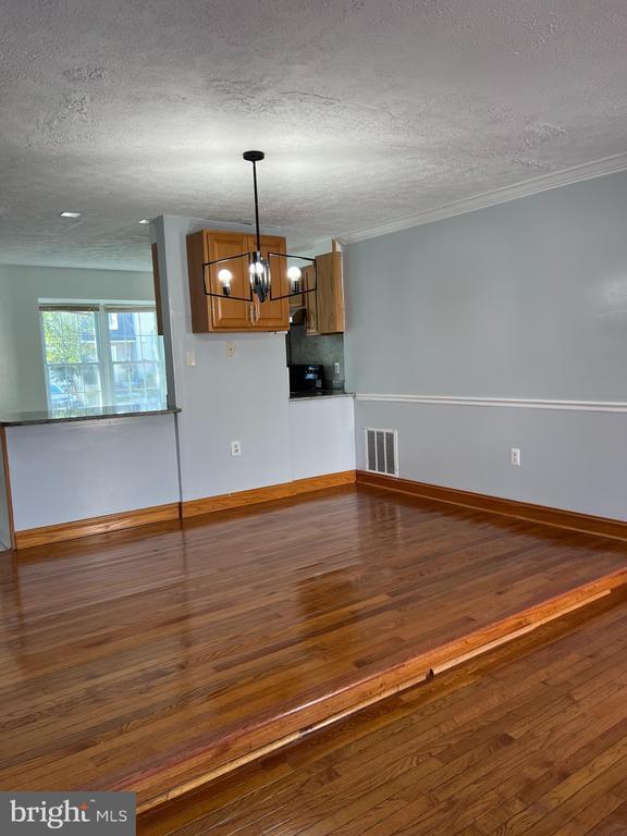 Building Photo - 19126 Cherry Bend Dr