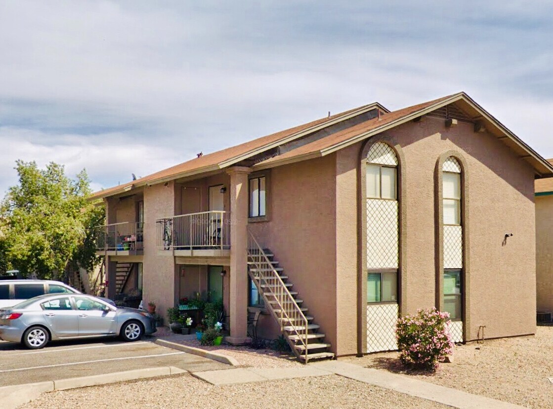 11350 W Tennessee Ave Unit 16, Youngtown, AZ 85363 Apartments in