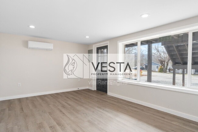 Building Photo - 2383 Dutch Cove Rd