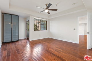 Foto del edificio - 107 N Swall Dr