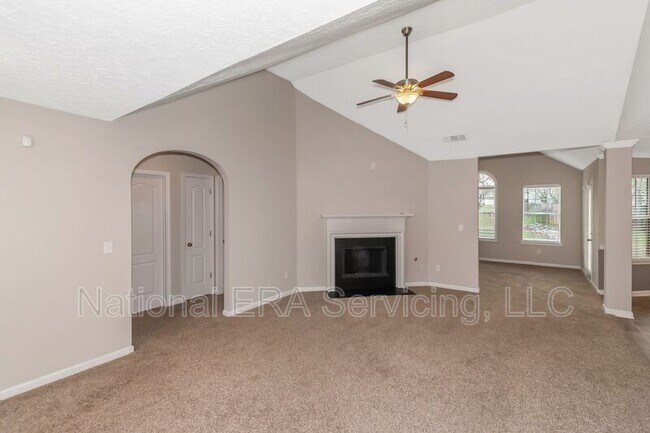 Building Photo - 5025 Towne Park Dr