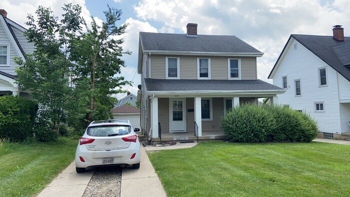 Primary Photo - 1328 W Fairview Ave