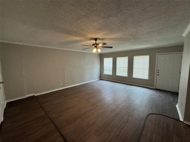 Foto del edificio - 10308 Wood Heights Dr