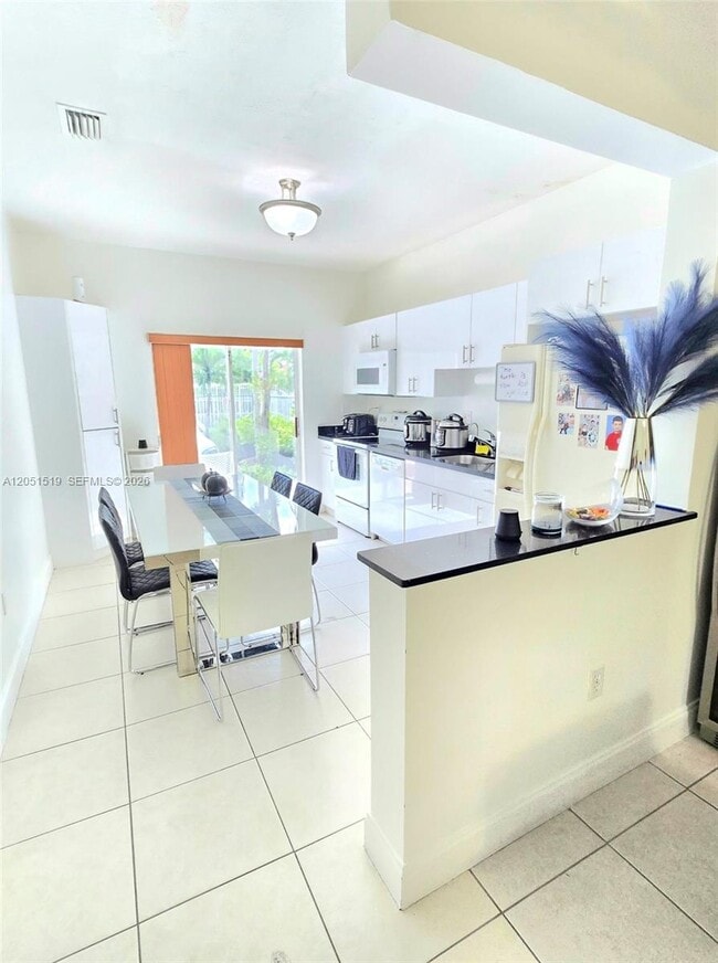 Foto del edificio - 6900 NW 179th St
