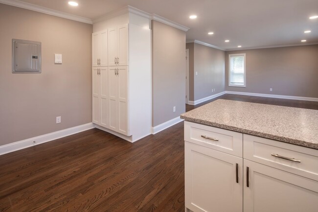 Interior Photo - The Linden Apartments: In-Unit Washer & Dryer, Heat and Hot Water Included, Cat & Dog Friendly, a...