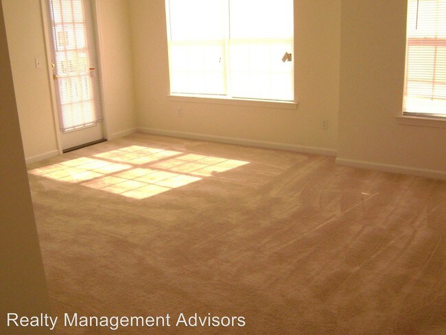 Building Photo - 3 br, 2.5 bath House - 210 Dillard Mill Dr