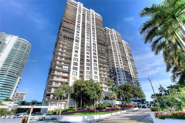 Foto del edificio - 2333 Brickell Ave