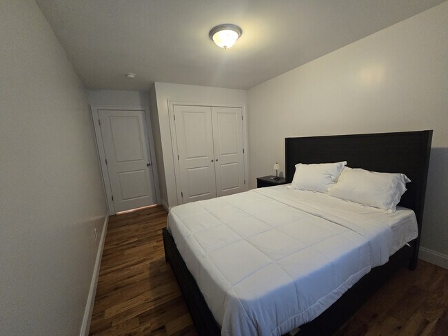Foto del edificio - 268 Seymour Ave
