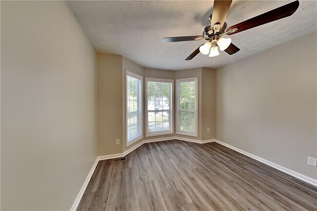 Foto del edificio - 2618 Windage Dr SW