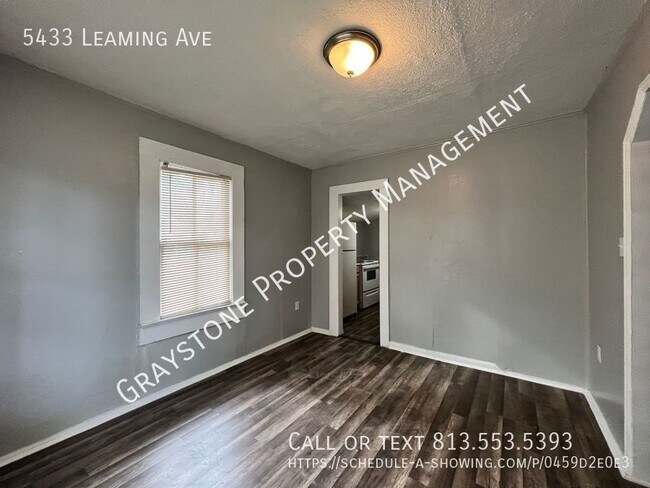 Building Photo - 5433 Leaming Ave