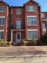 Building Photo - 114 Pennmark Pl