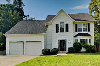 Building Photo - 7005 Greenfield Ln