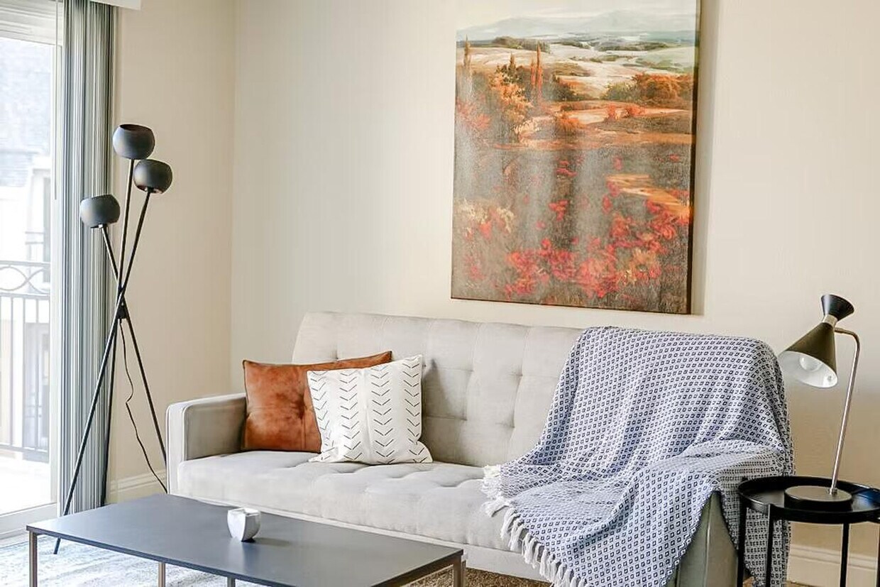 Foto principal - 12937 Highland Park Blvd
