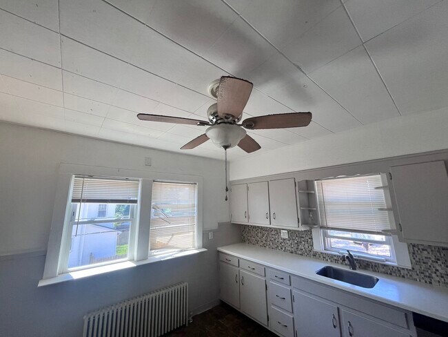 Building Photo - 22 Kahler Ave