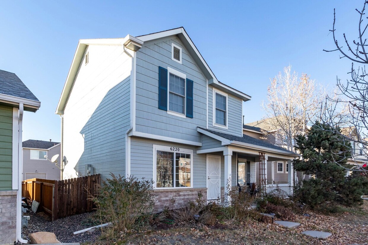 Primary Photo - Comfort, Convenience & Style in 80923!!!