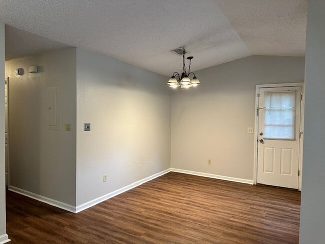Building Photo - 2789 Oak Park Ct