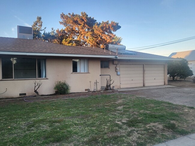 Building Photo - 7662 E Gettysburg Ave