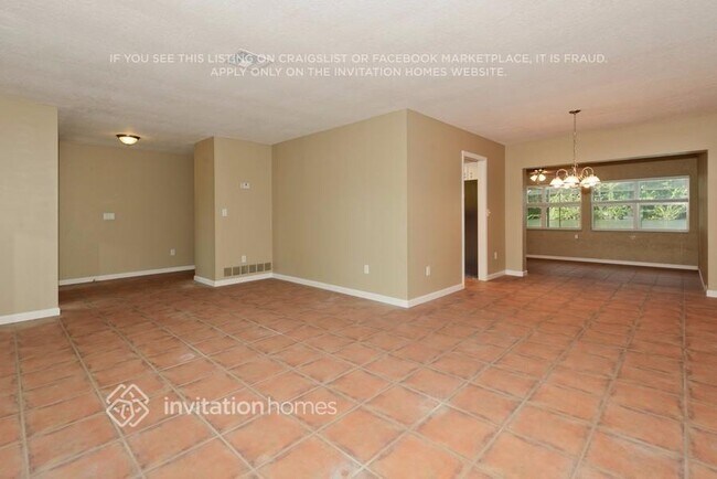 Foto del edificio - 5100 Summerwood Ct