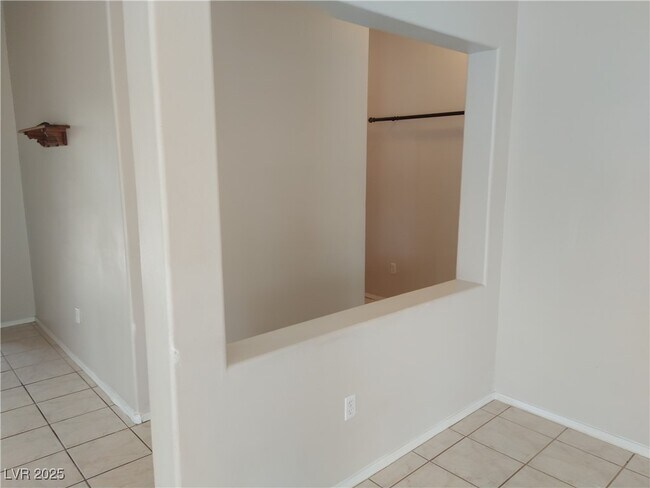 Foto del edificio - 508 Edgefield Ridge Pl
