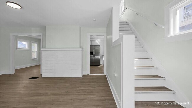 Foto del edificio - 938 E 15th Ave