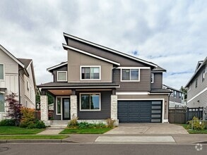 Building Photo - 32847 SE Cottonwood St