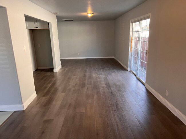 Foto del edificio - 642 A St