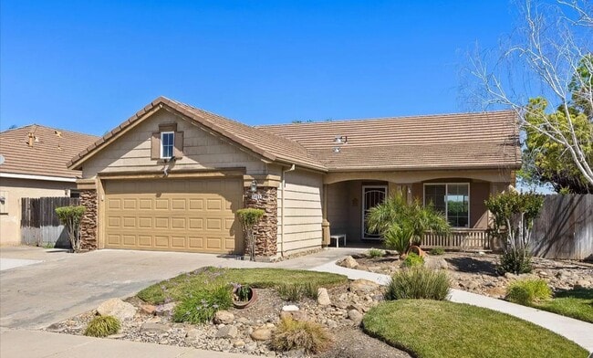 Building Photo - Must Apply to Schedule Viewing