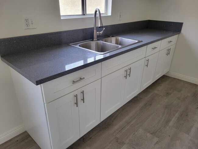 Foto del edificio - 2385 Chanslor St