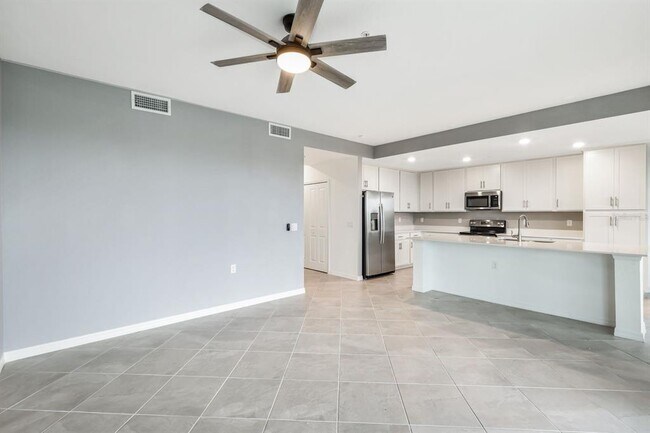 Foto del edificio - 14141 Heritage Landing Blvd