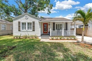 Building Photo - 3709 W Santiago St