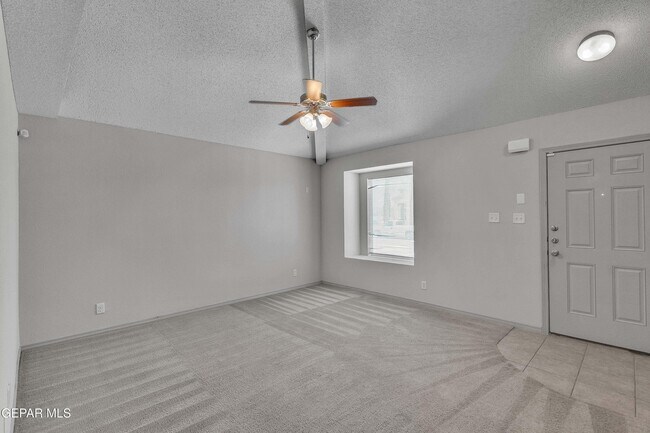 Building Photo - 11629 Ochre Bluff Ln