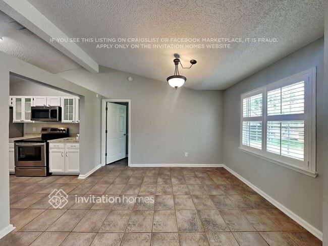 Building Photo - 12015 Stacy Scott Ct