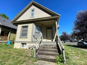 Building Photo - 3902 N Haight Ave